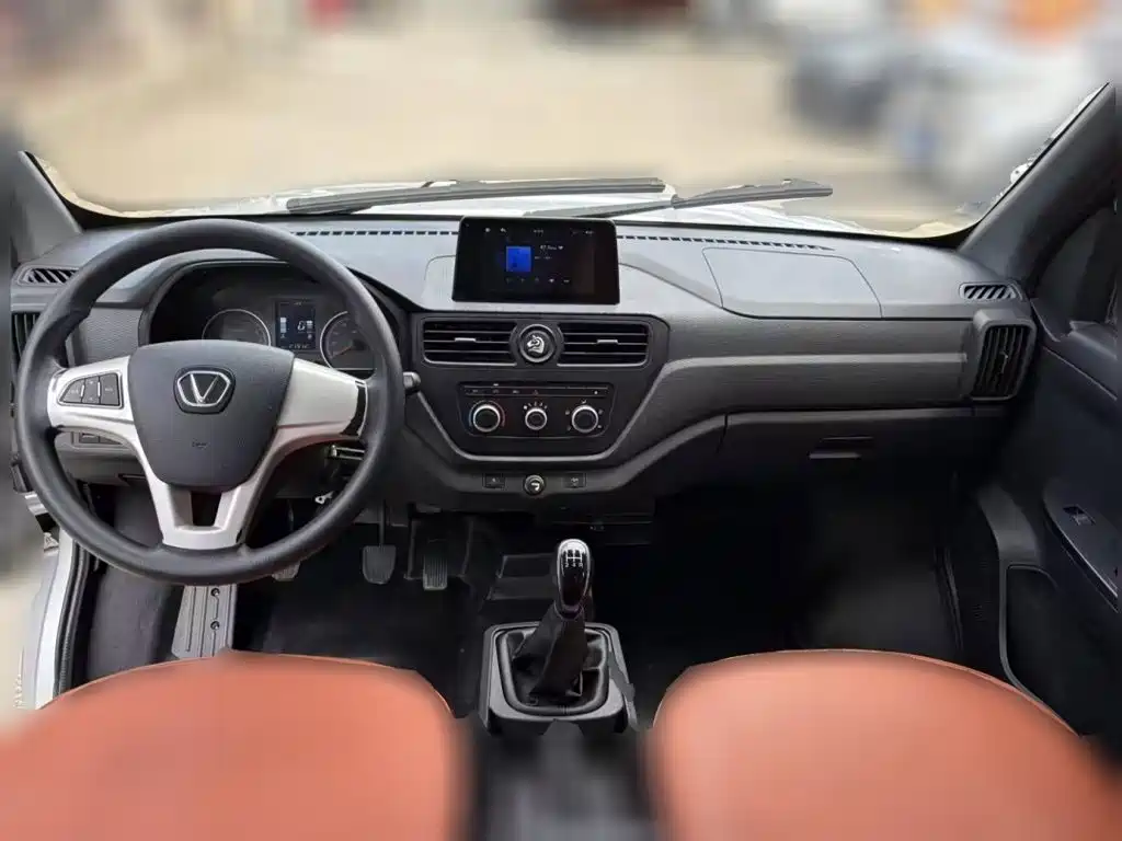 Success Auto Wildebeest 2024 2024 Facelift 1.6L Comfort Double Row Side Board