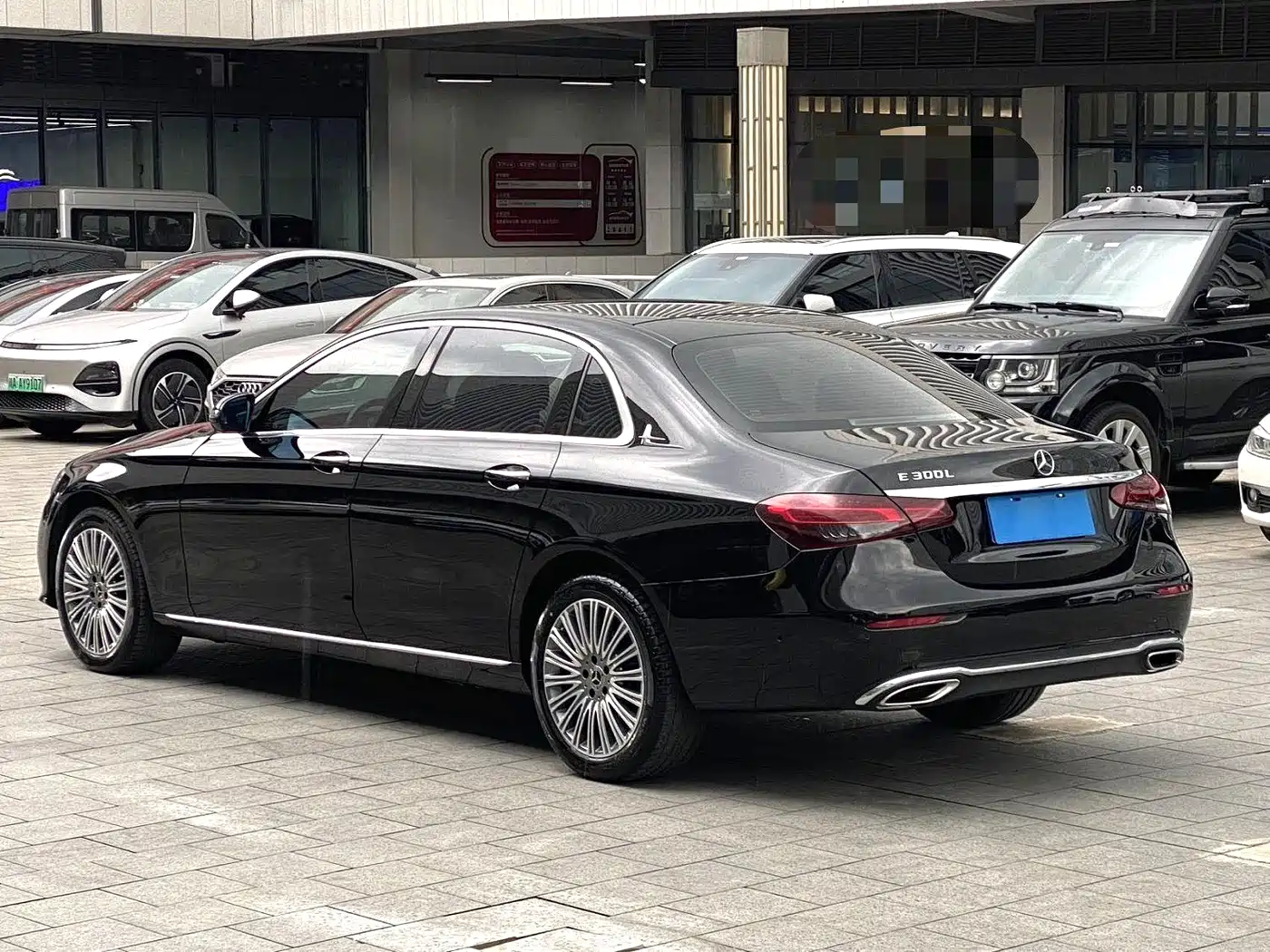 Mercedes-Benz E-Class 2023 E 300 L Fashion фото 8