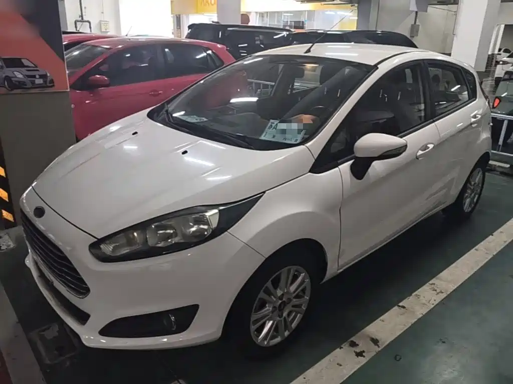 Ford Fiesta 2015 2013 Hatchback 1.5L Manual Fashion