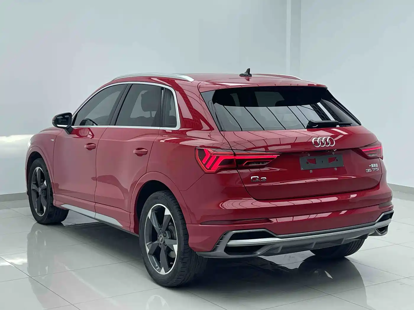 Audi Q3 2022 35 TFSI Fashion Dynamic фото 4