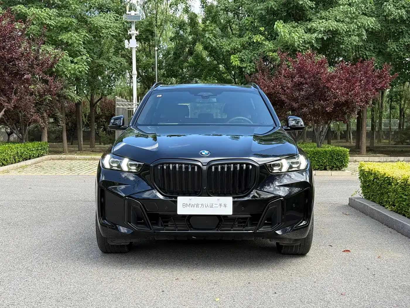 BMW X5 2025 Model xDrive 30Li Exclusive M Sport Blackout Package фото 2