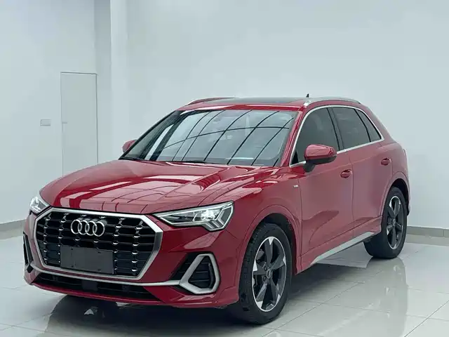 Audi Q3 35 TFSI, Стиль Драйв