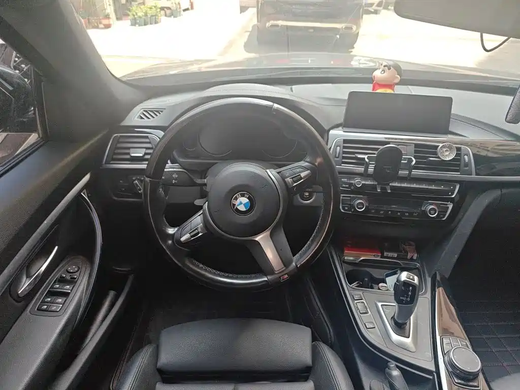 BMW 3 Series GT 2019 320i M Sport Package фото 6
