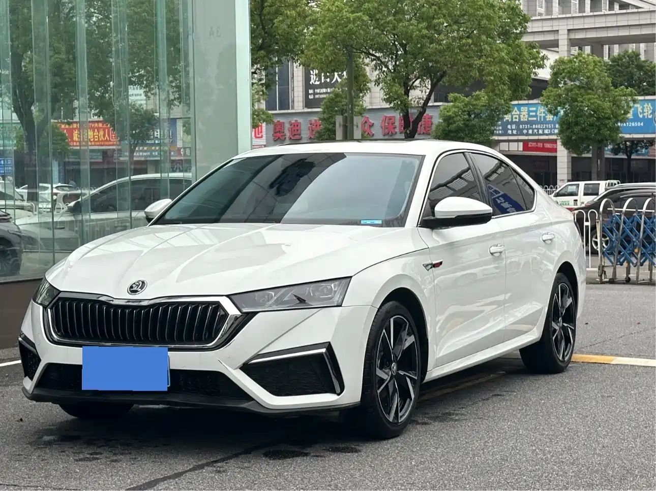 Škoda Octavia 2023 Facelift PRO TSI280 Premium Edition