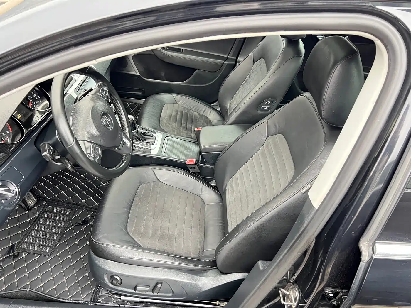 Volkswagen Magotan 2015 1.8TSI Luxury фото 11