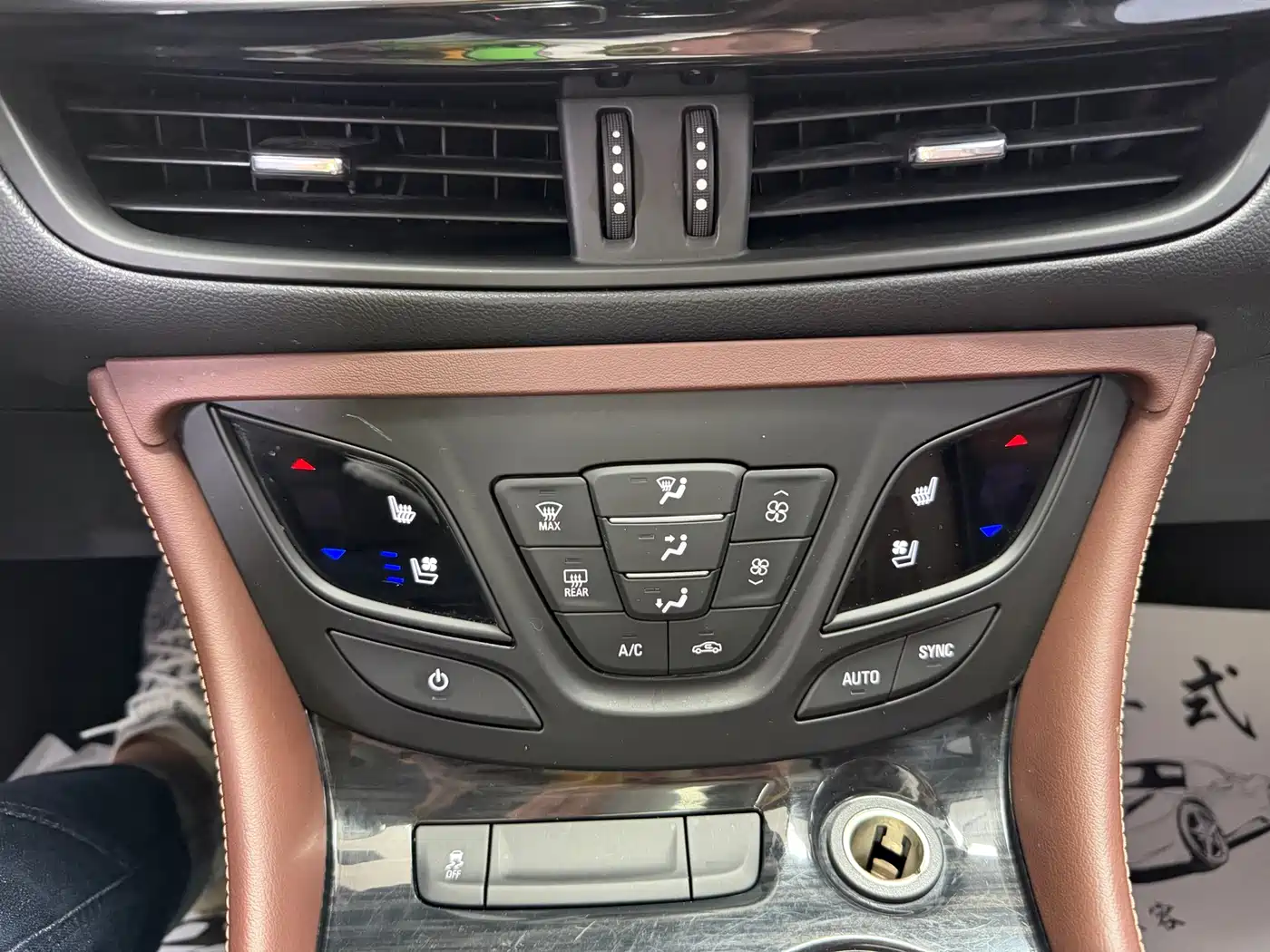 Buick Envision Plus 2021 532T FWD Luxury Trim фото 22
