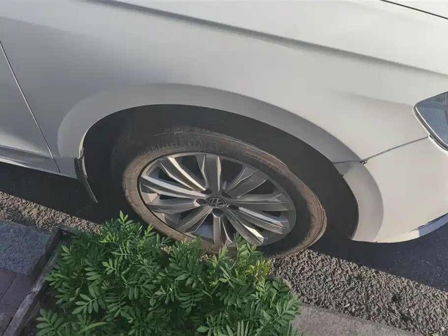 Volkswagen Bora 2016 1.6L Automatic Luxury фото 6
