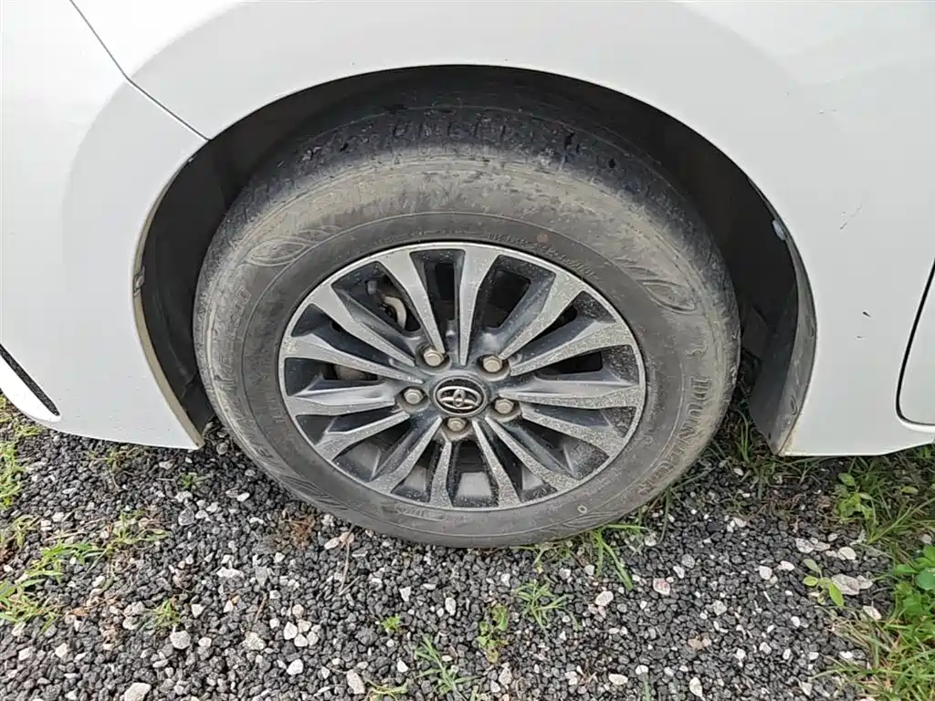 Toyota Corolla 2018 1.2T S-CVT GL Smart Edition фото 23
