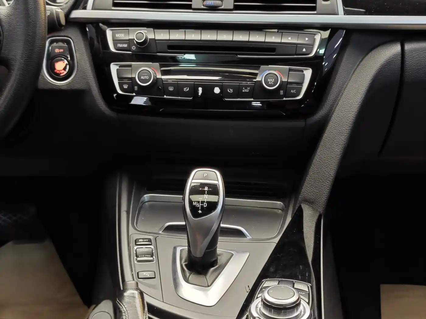 BMW 3 Series 2017 320Li M Sport фото 20