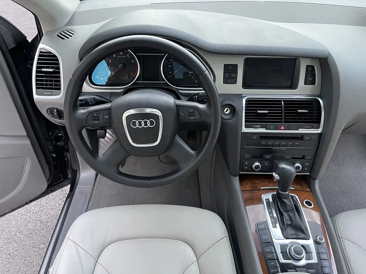 Photo 11 - Audi Q7
