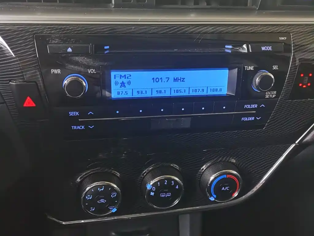 Toyota Corolla 2017 1.2T CVT GL-i фото 13