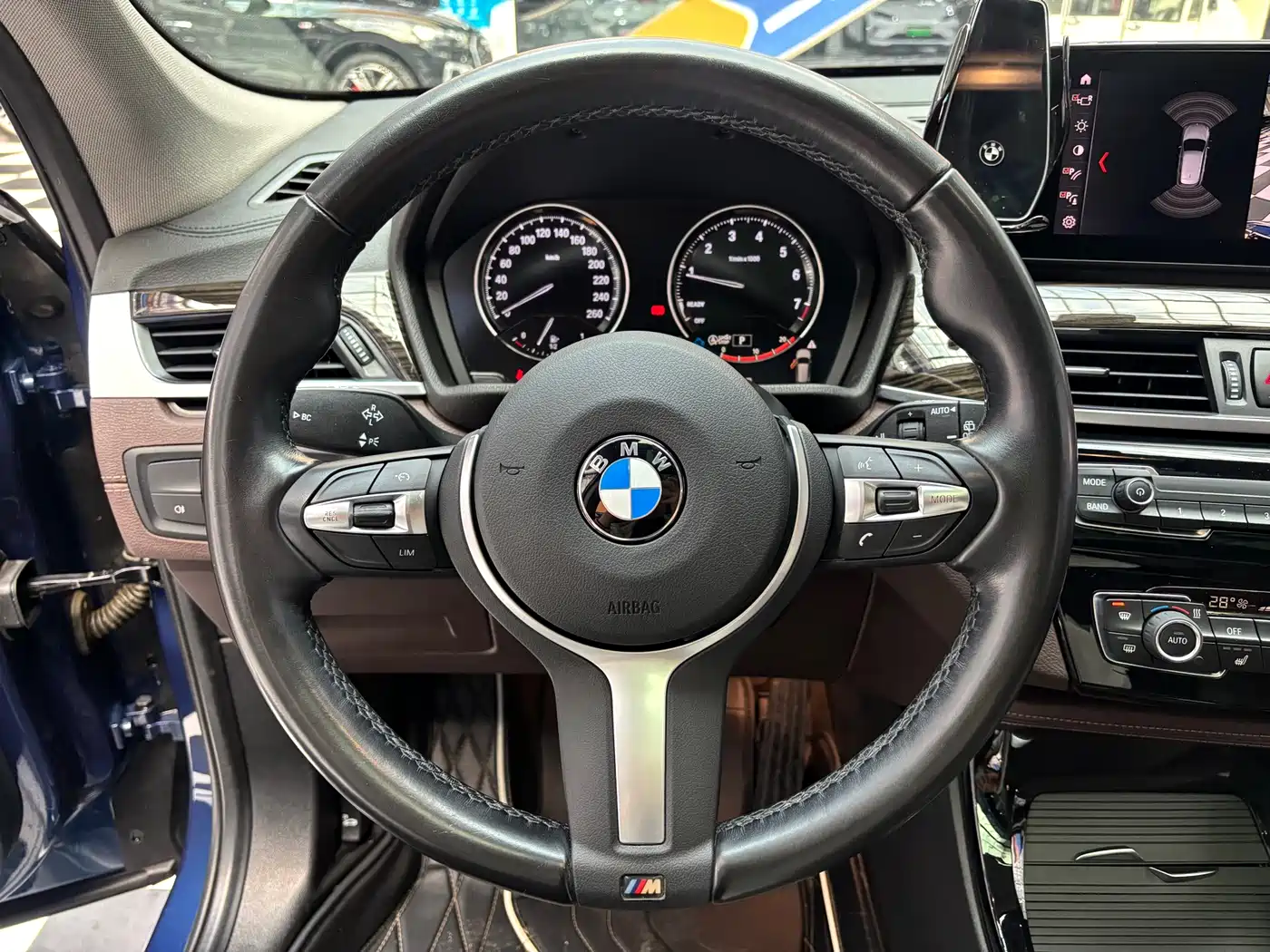 BMW X1 2021 xDrive25Li Exclusive фото 8