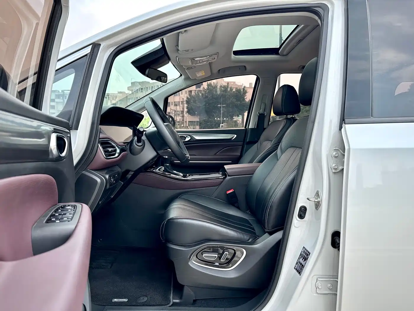 GAC Trumpchi Trumpchi M6 2023 PRO 270T DCT Luxury Edition фото 10