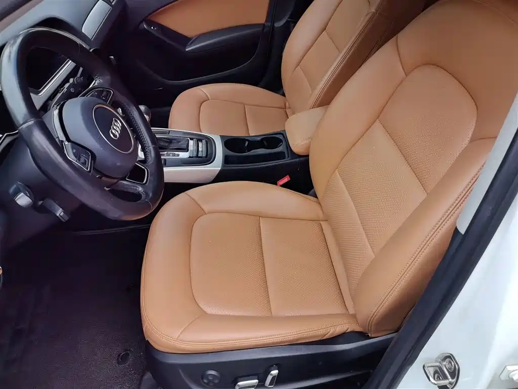 Audi A4L 2015 35 TFSI Auto Standard фото 16