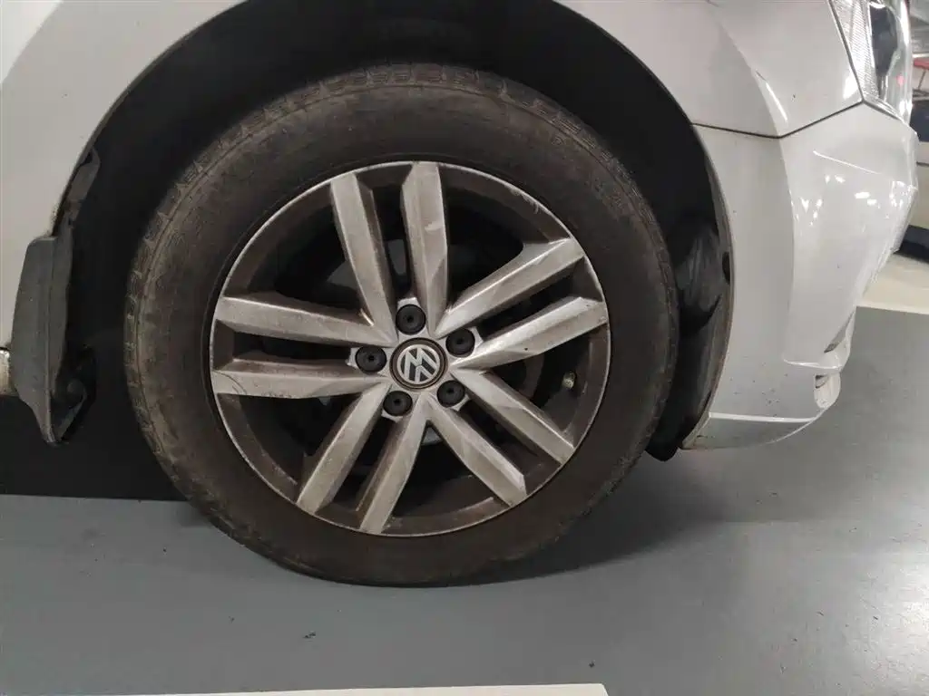 Volkswagen Jetta 2017 1.5L Automatic Comfort фото 8