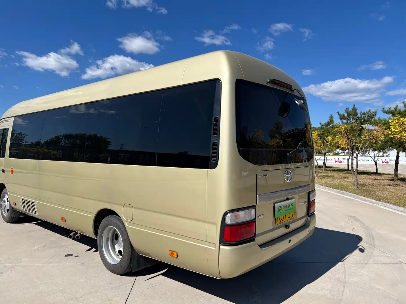 Toyota Coaster 2021 2019 4.0L Luxury Vehicle GRB53L-ZCMEK 20-seater 9GR