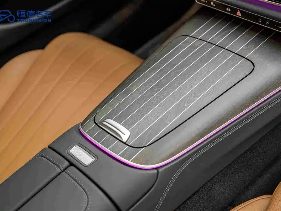 صورة 19 - Mercedes-Benz E-Class