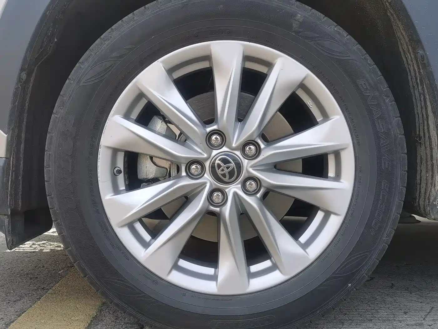 Toyota Corolla Cross 2023 Hybrid 2.0L Pioneer Edition фото 17