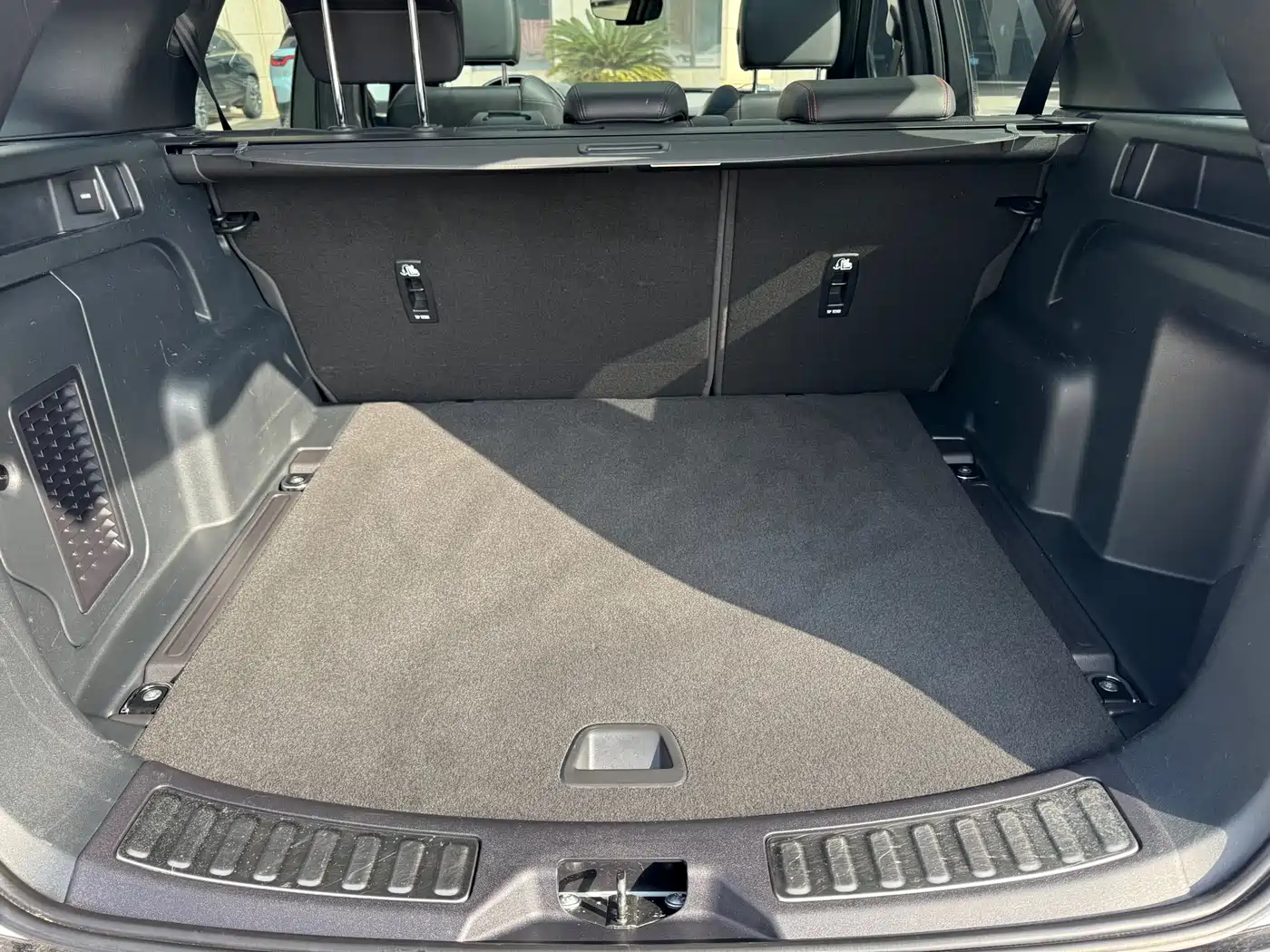 Land Rover Discovery Sport 2020 249PS R-Dynamic Performance фото 10