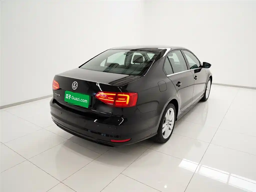 Volkswagen Sagitar 2018 280TSI DSG Spark Edition фото 7