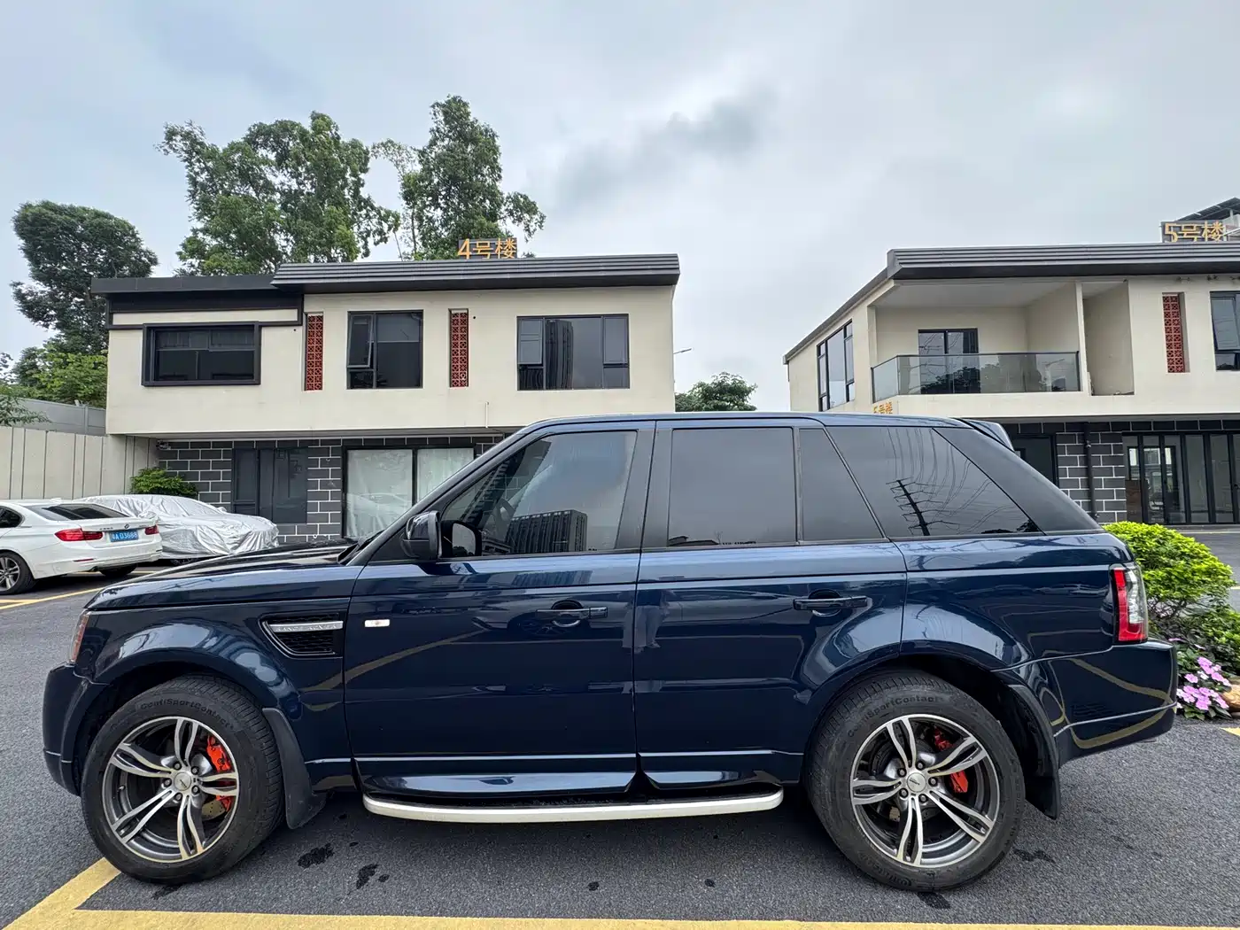 Land Rover Range Rover Sport 2012 3.0 TDV6 Ultimate Sport Edition фото 8