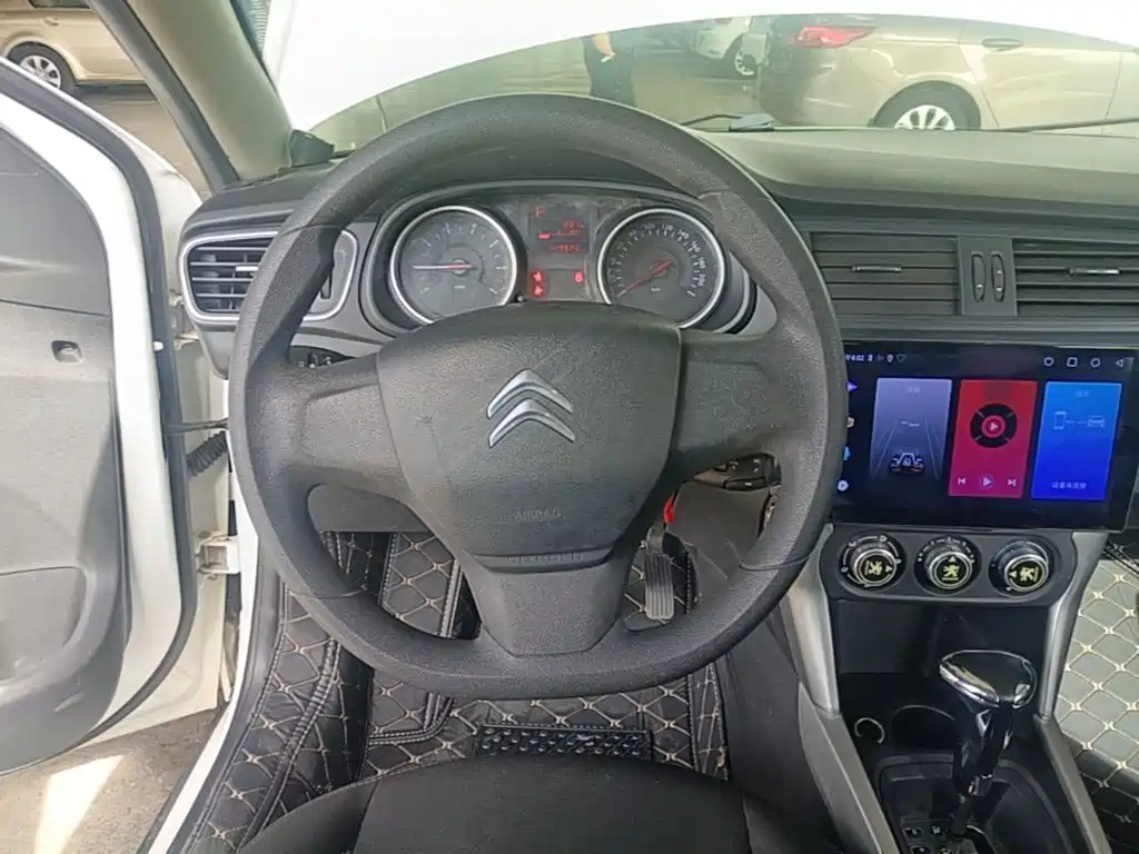 Citroën C3-XR 2016 2015 1.6L Automatic Fashion