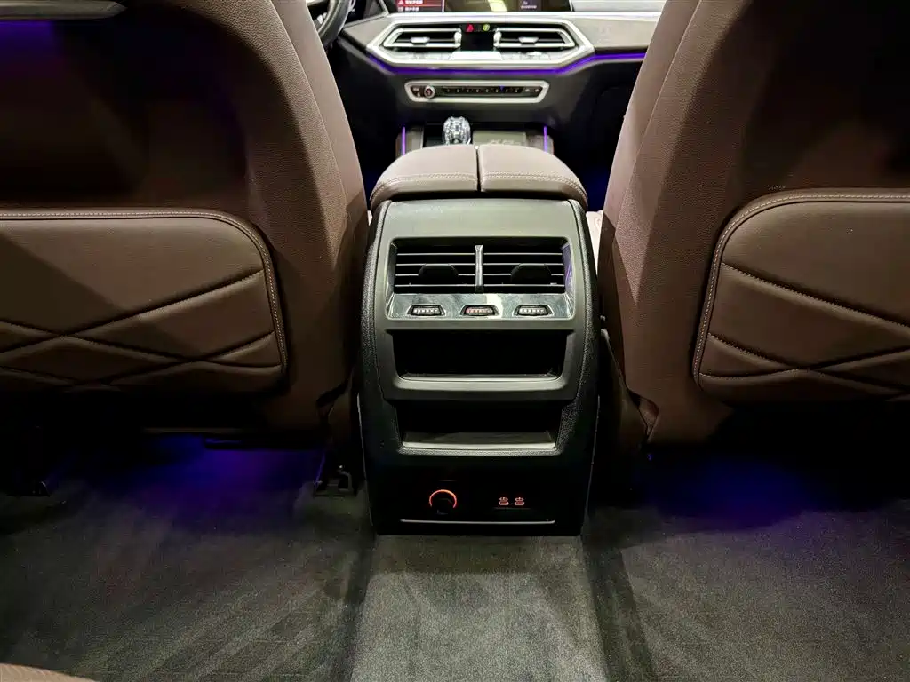 BMW X5 2022 xDrive 30Li Premium M Sport Package фото 22