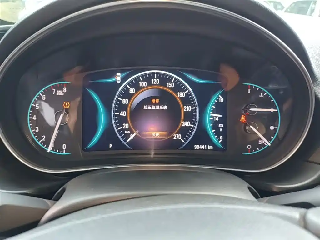 Buick Regal 2015 1.6T Elite Tech Edition фото 12