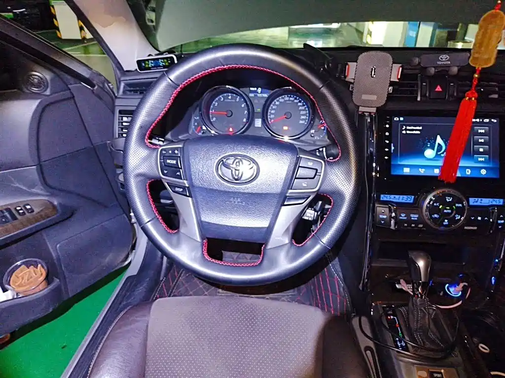 Toyota Reiz 2013 2.5V Premium Edition фото 11