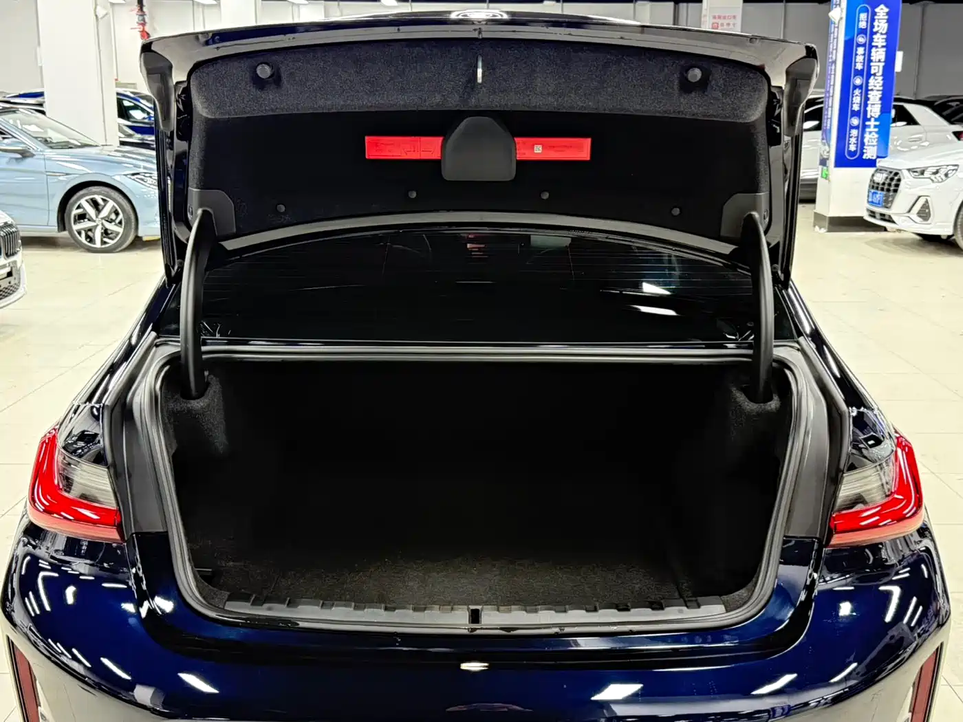 BMW 3 Series 2023 320Li M Sport Package фото 22