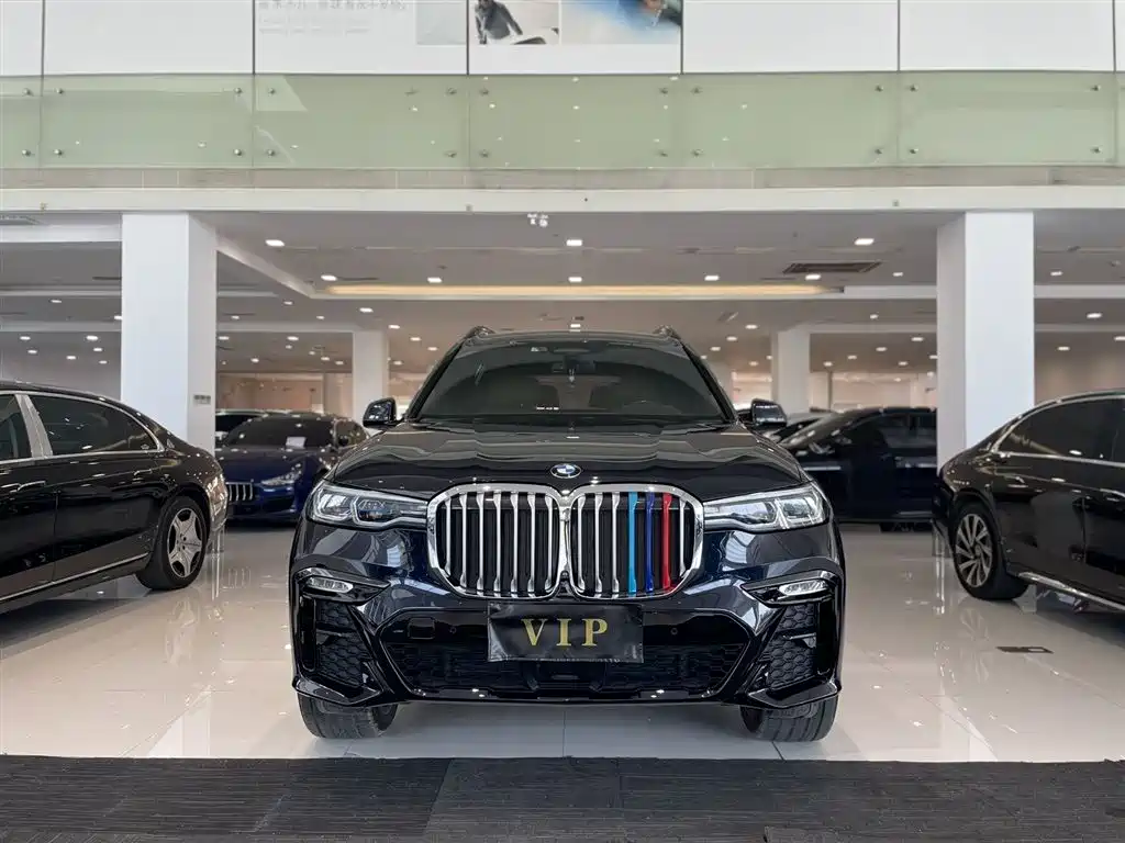 BMW X7 2019 xDrive40i Executive M Sport Package фото 2