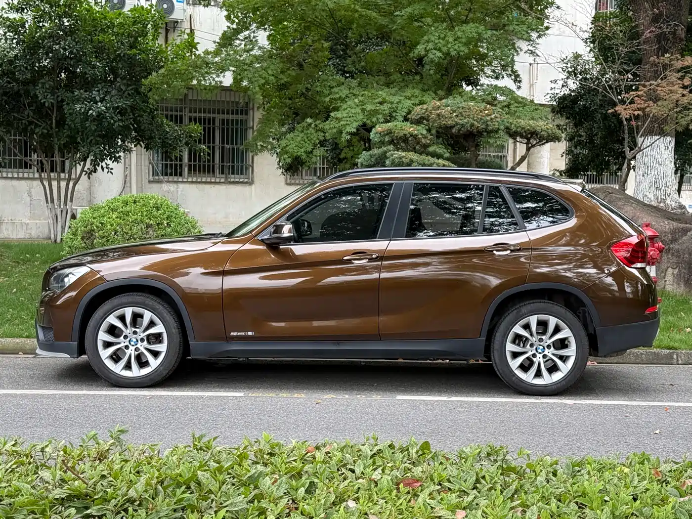 Фото 3 - BMW X1