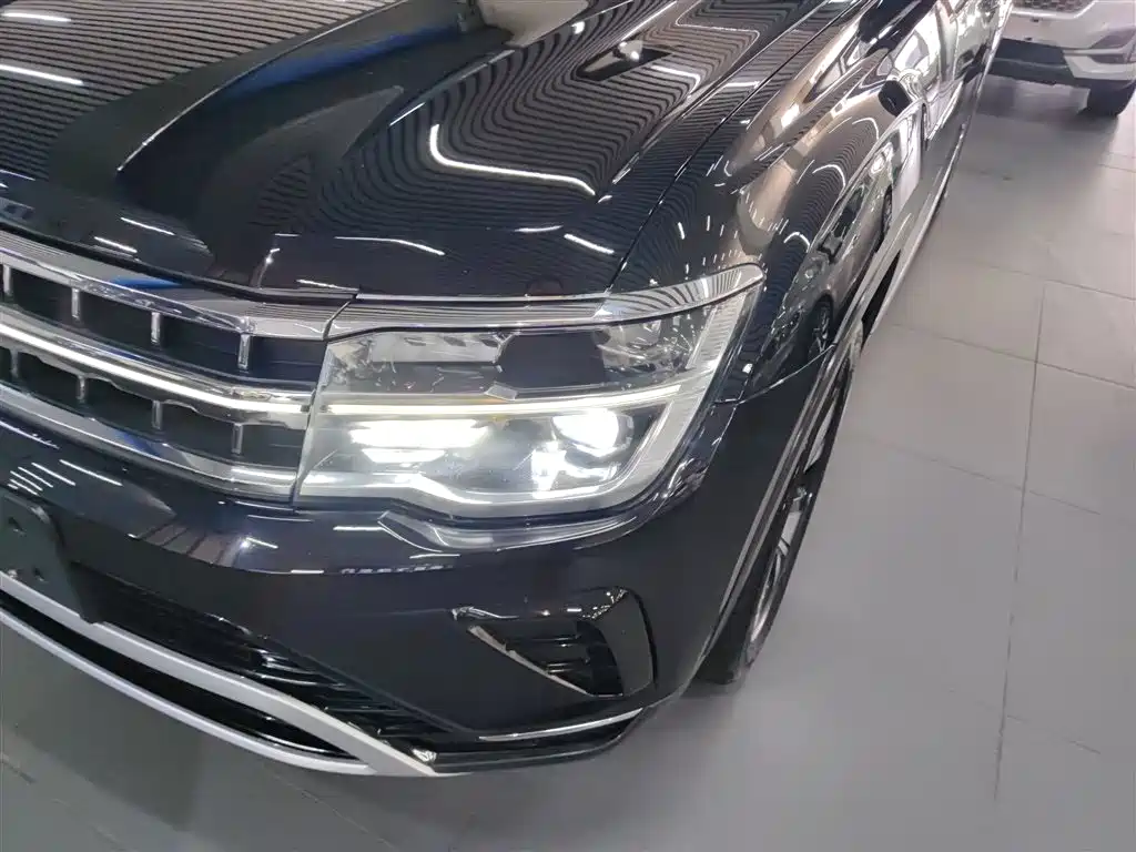 Volkswagen Teramont 2023 530 V6 AWD Premium Luxury Edition фото 24