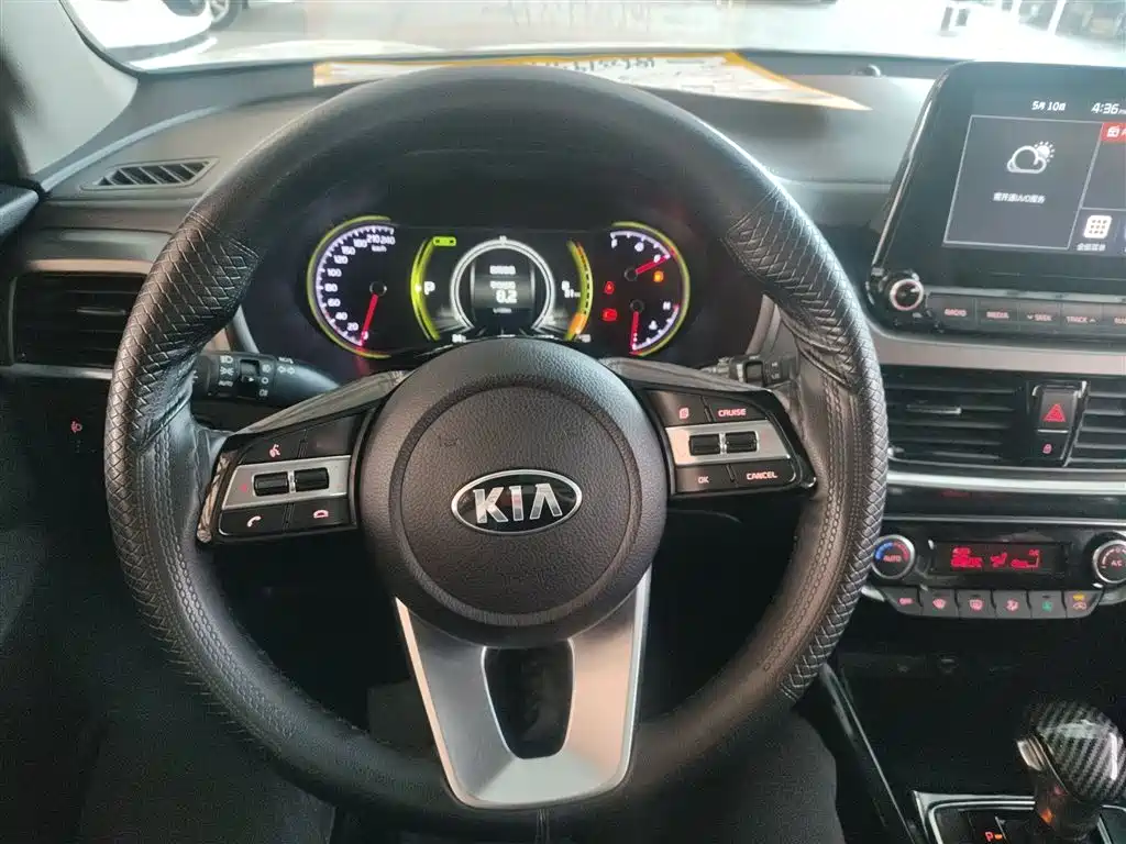 Kia Sportage 2019 2.0L Automatic Smart Luxury Edition фото 4
