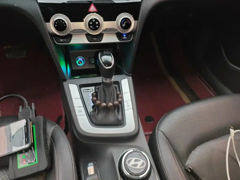 Hyundai Elantra 2019 1.5L CVT Smart Elite фото 14