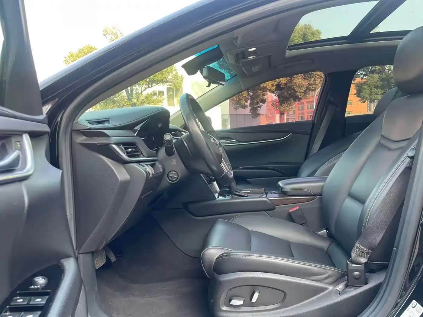 Cadillac XTS 2018 28T Technology фото 6