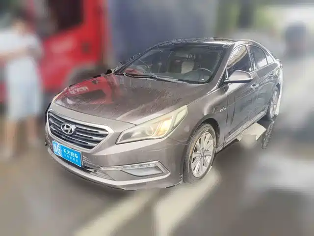 Hyundai Sonata 2015 1.6T GLS Smart — фото 1