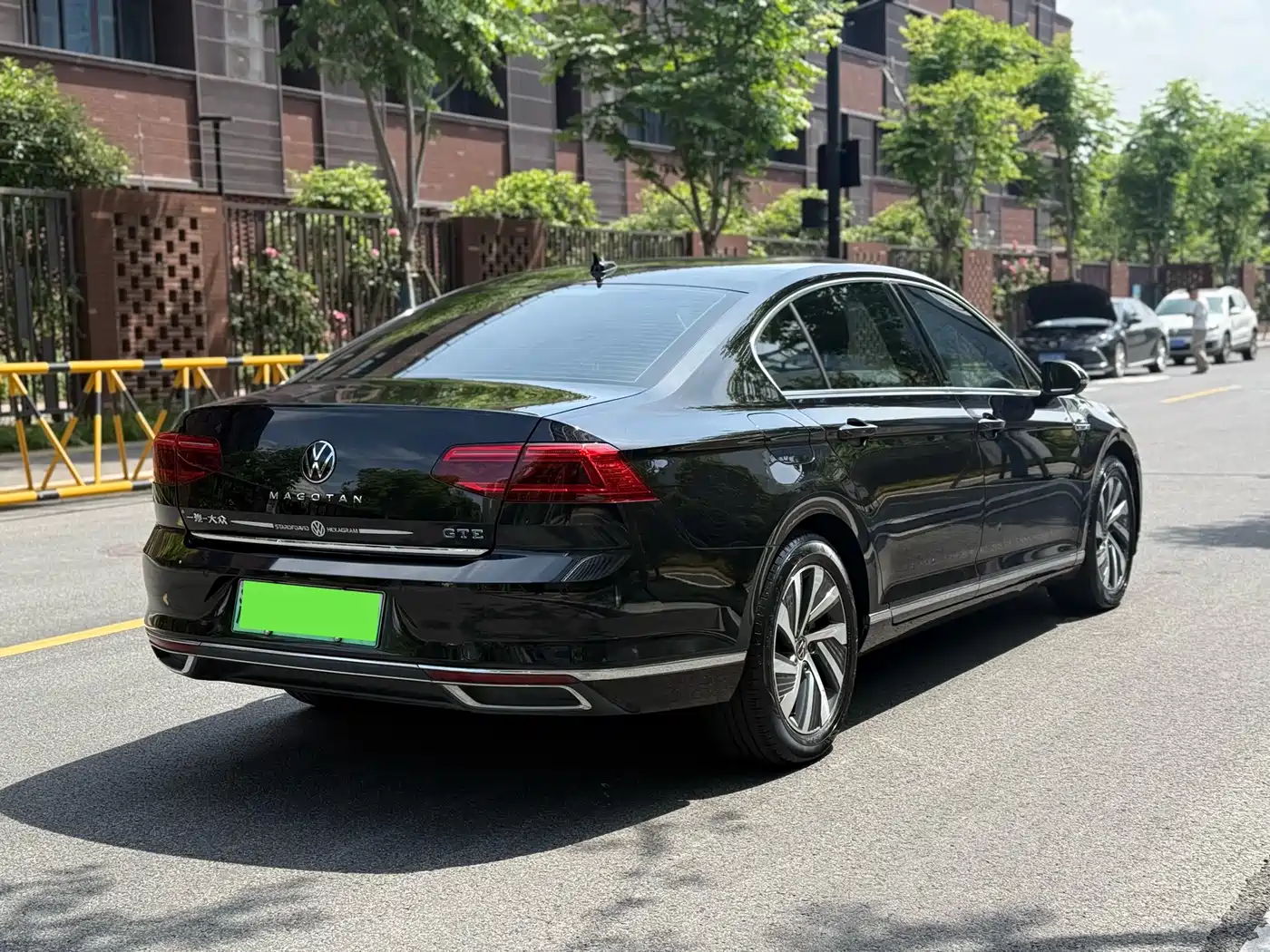 Volkswagen Magotan GTE Plug-in Hybrid 2020 GTE Luxury фото 13