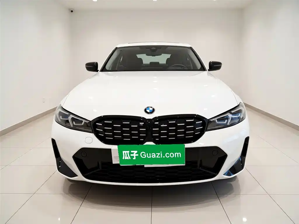 BMW 3 Series 2023 325Li M Sport Black Night Package фото 2