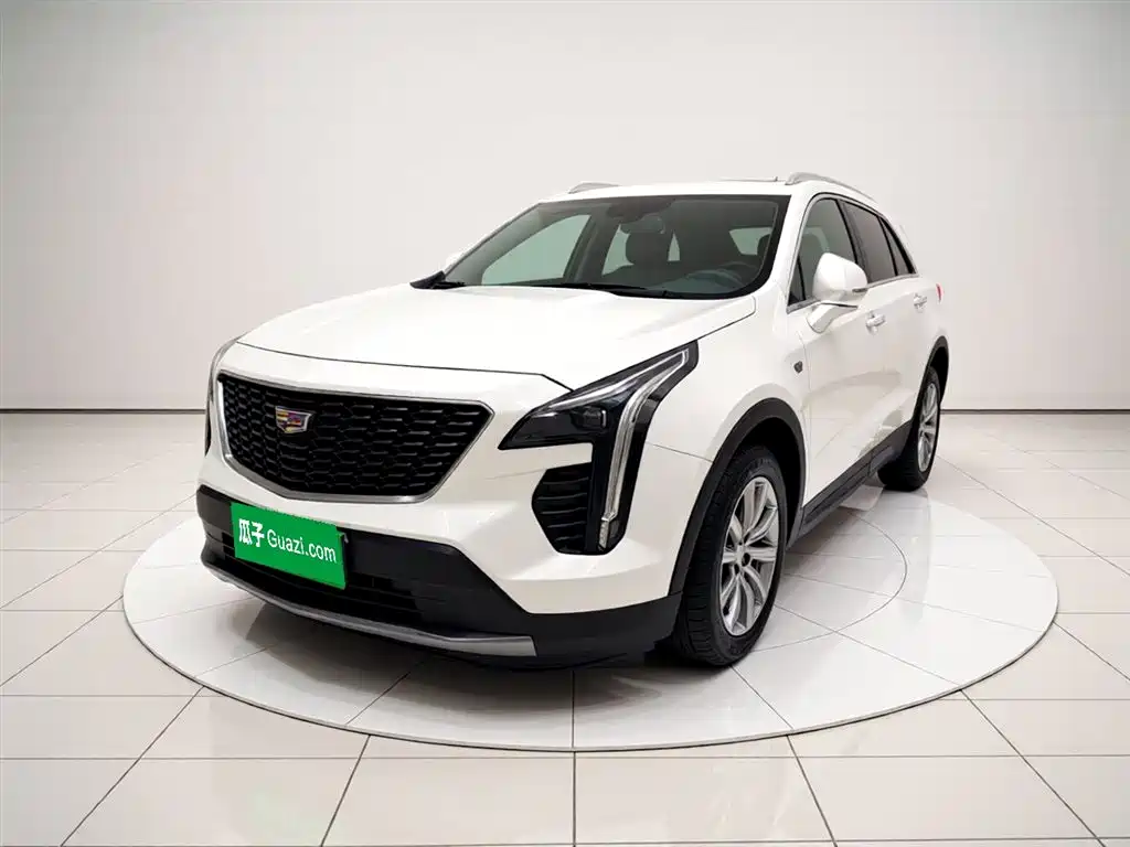 Cadillac XT4 2022 28T FWD Luxury