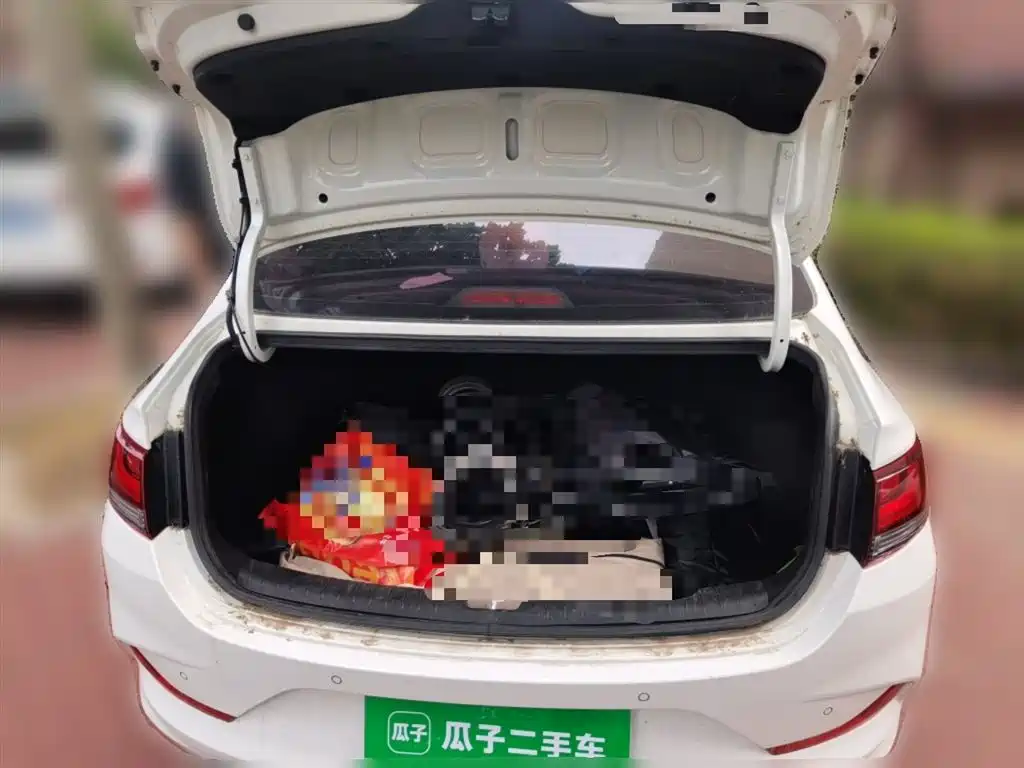 Hyundai Elantra 2018 1.6L Automatic Pleasing Edition GL China VI фото 15