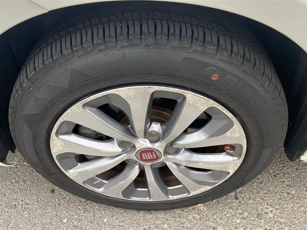 Fiat Viaggio 2014 2012 1.4T Auto Power Edition
