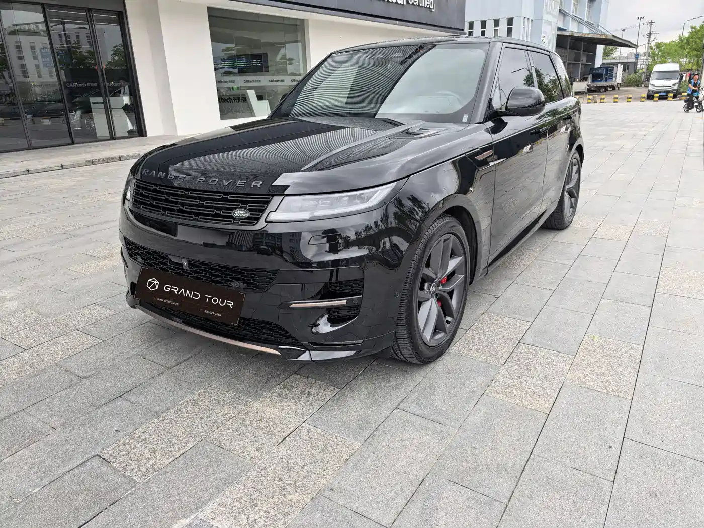 Land Rover Range Rover Sport 2025 2025 400PS Dynamic SE
