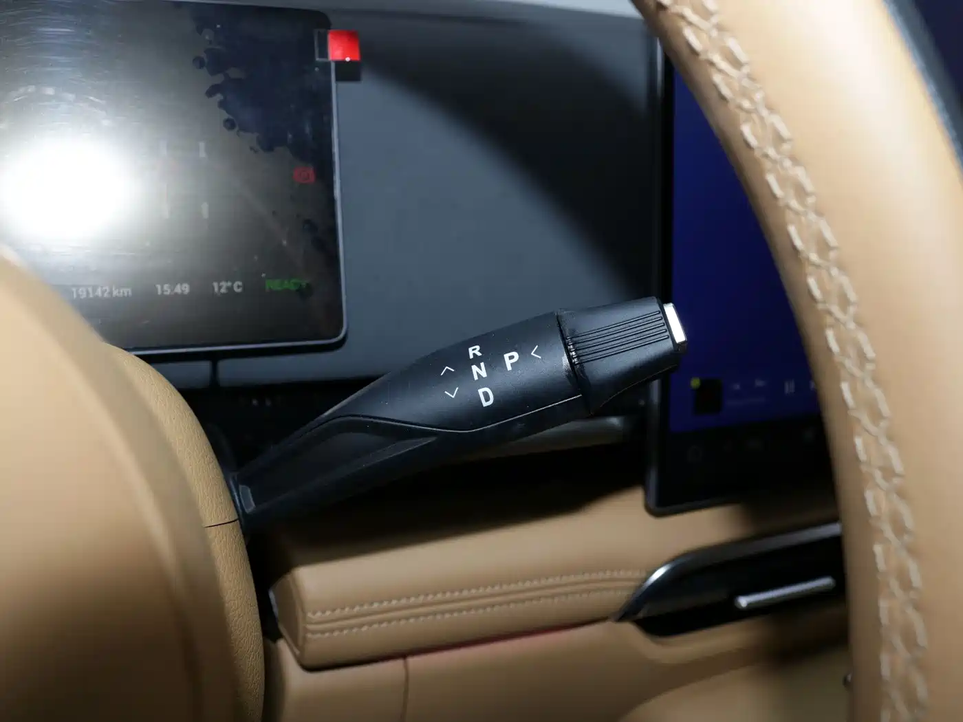 Voyah Auto Voyah Dreamer 2025 PHEV AWD Flagship Kunpeng Edition фото 17