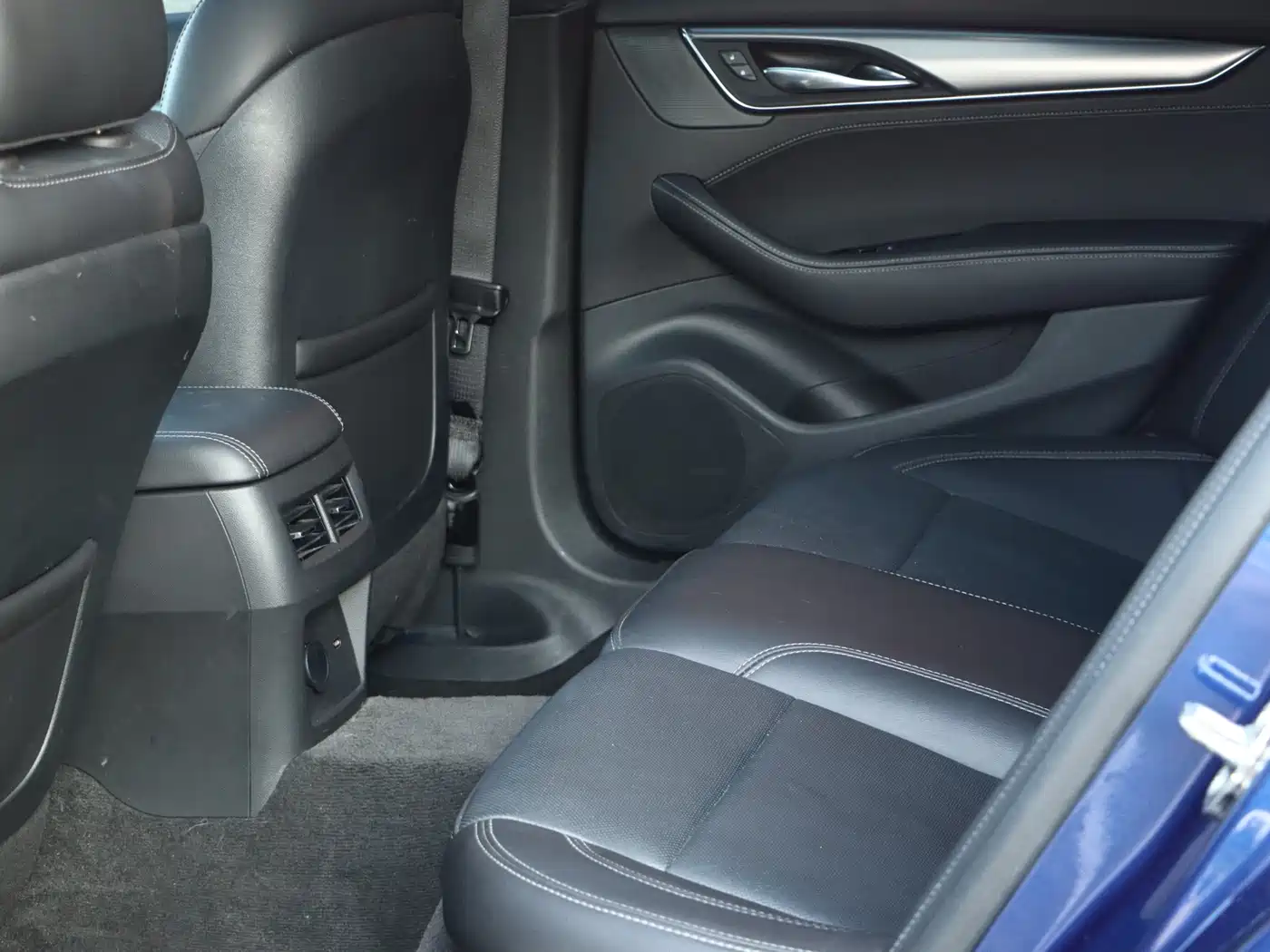 Cadillac CT5 2024 28T Luxury Model Pro фото 11