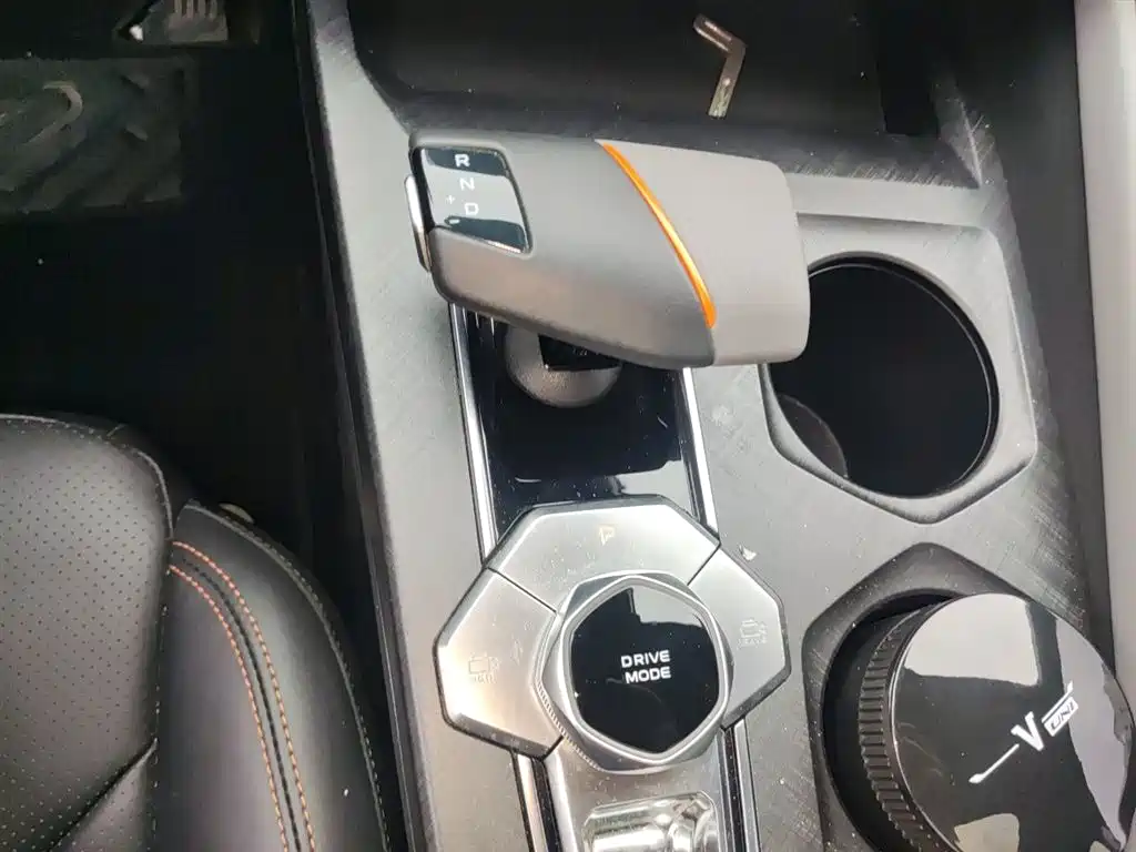 CHANGAN UNI-V