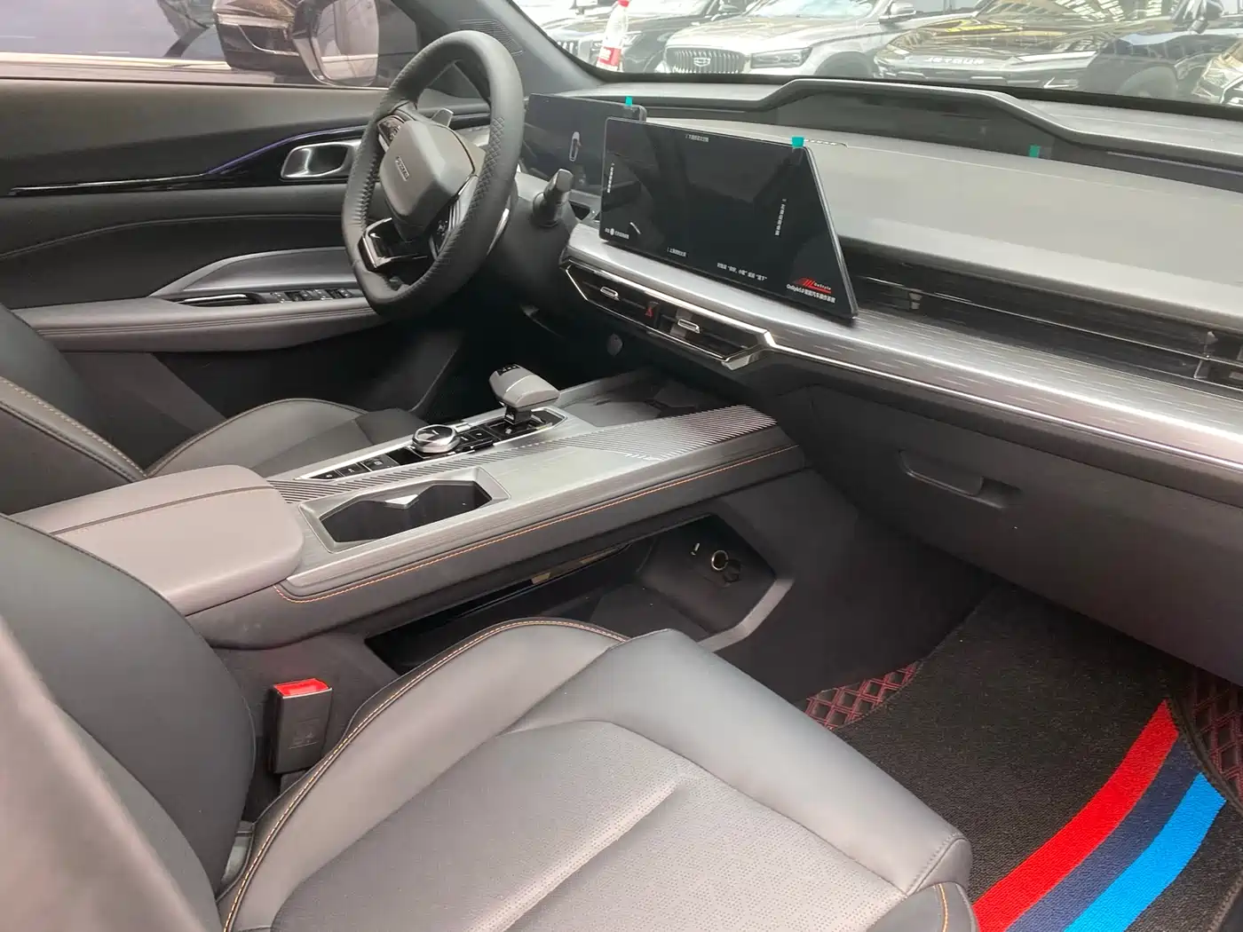 CHANGAN CHANGAN AUCHAN Z6