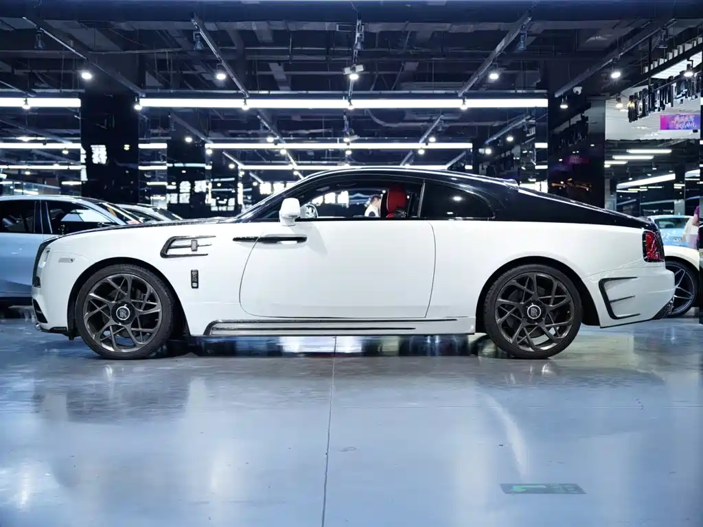 Фото 7 - Rolls-Royce Wraith