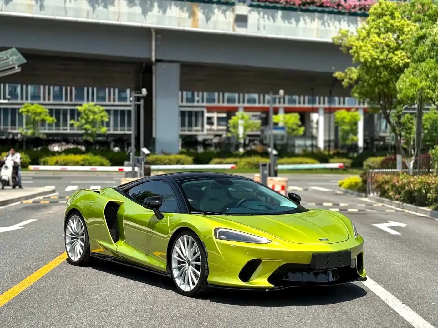 McLaren GT 2023 2023 4.0T Standard Model
