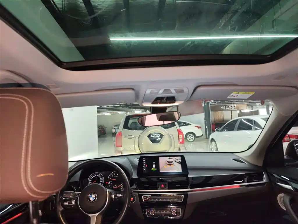 BMW X1 2021 sDrive25Li Leading фото 18